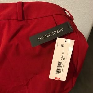 Brand new pair of Worthington red pants size 10